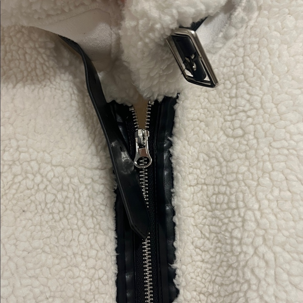 Faux fur Sherpa coat - Picture 4 of 6